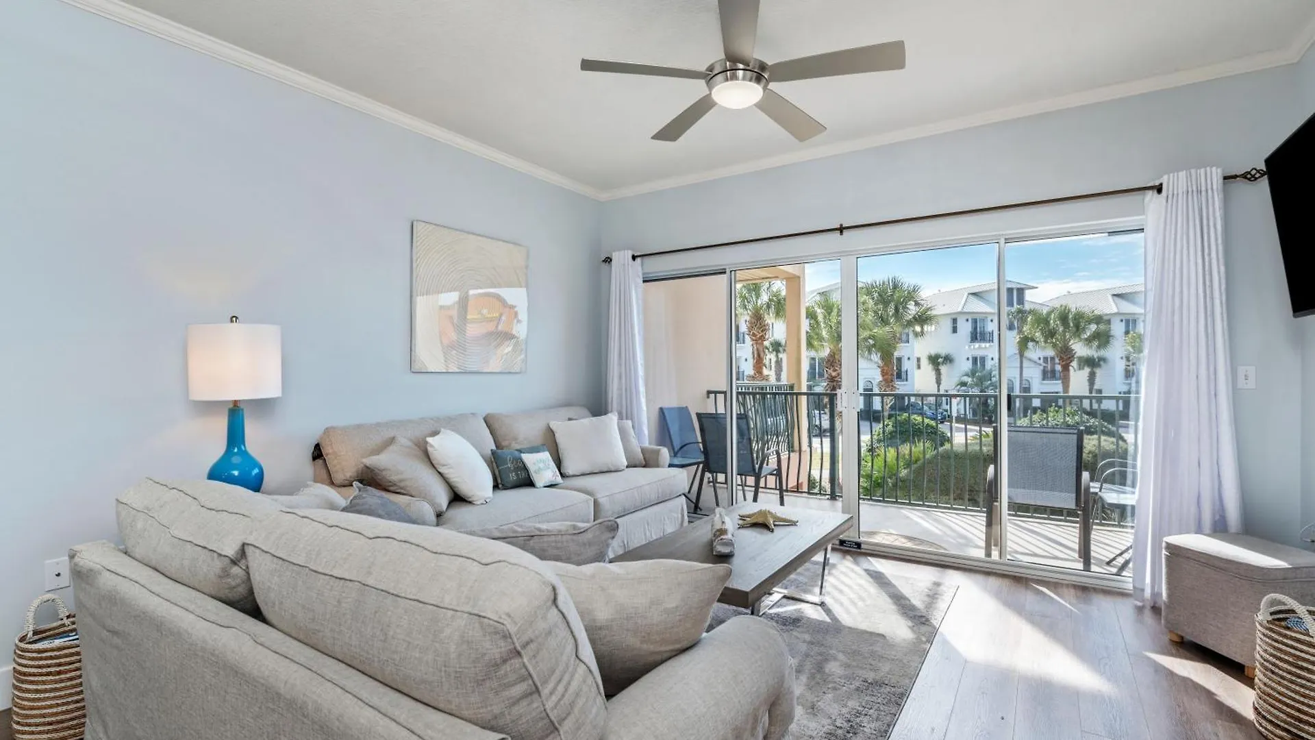 Salt Break Apartment Destin